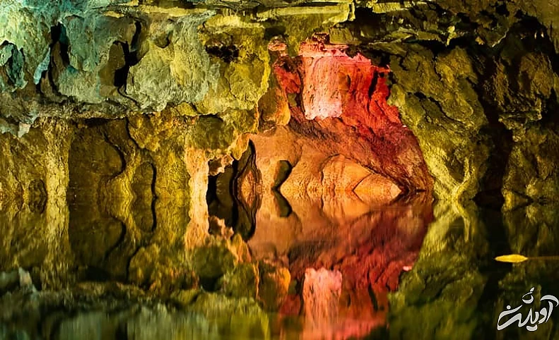 دیوارههای غار علیصدر